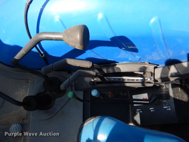 image for item JD9465 New Holland TD80D  tractor