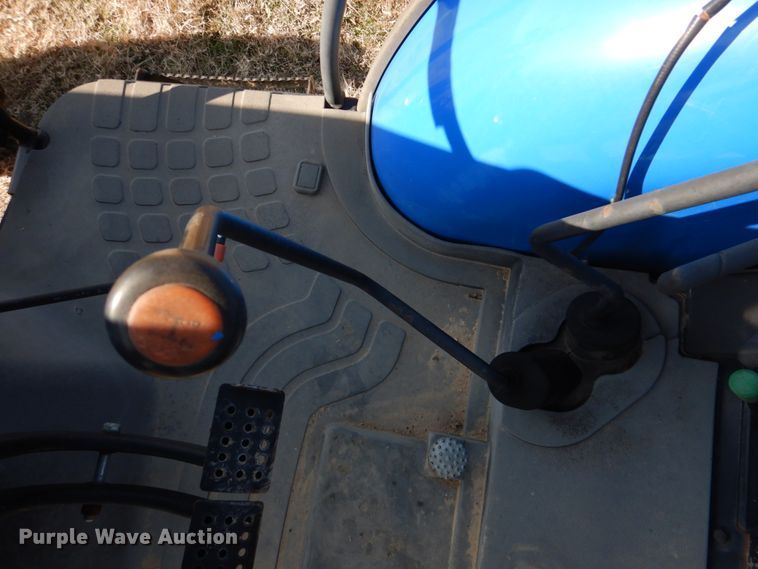 image for item JD9465 New Holland TD80D  tractor