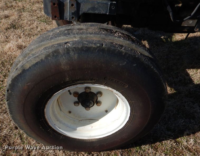 image for item JD9465 New Holland TD80D  tractor