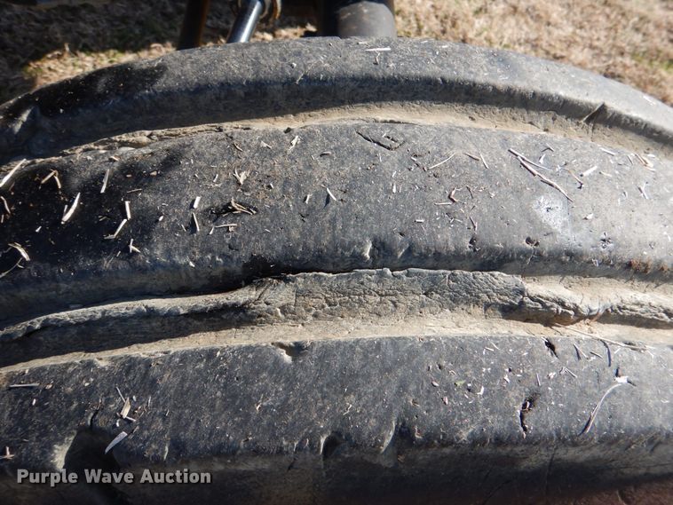 image for item JD9465 New Holland TD80D  tractor