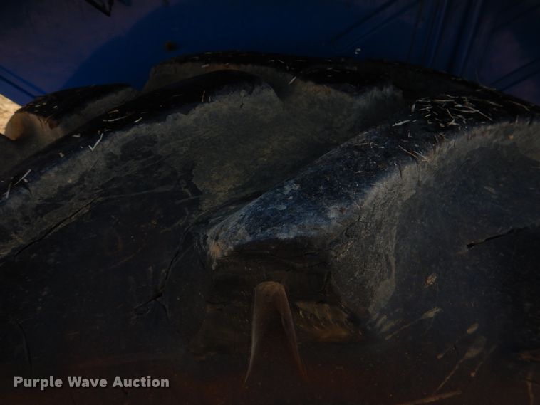 image for item JD9465 New Holland TD80D  tractor