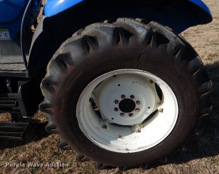 image for item JD9465 New Holland TD80D  tractor