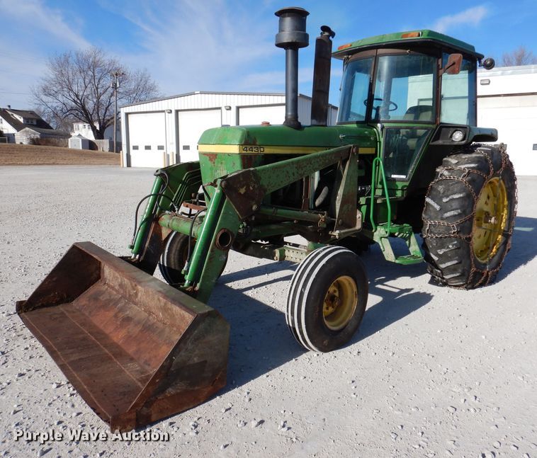 image for item JH9906 1977 John Deere 4430  tractor