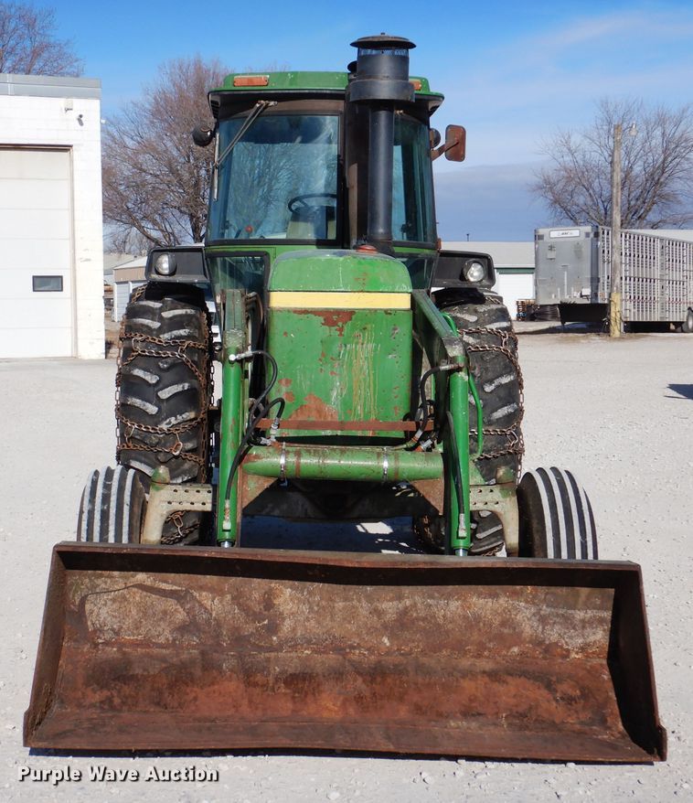 image for item JH9906 1977 John Deere 4430  tractor
