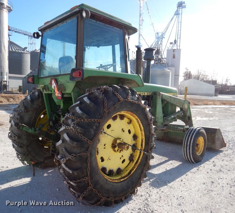 image for item JH9906 1977 John Deere 4430  tractor