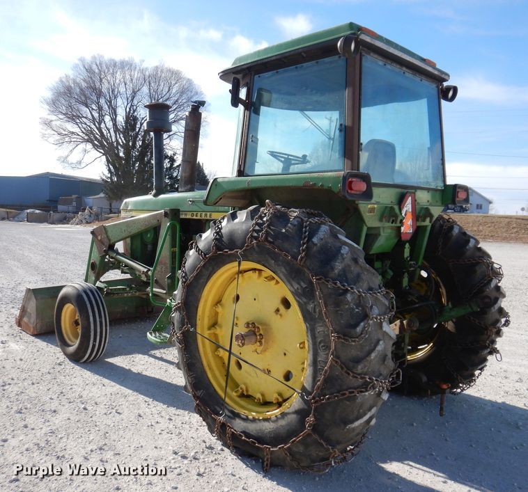 image for item JH9906 1977 John Deere 4430  tractor