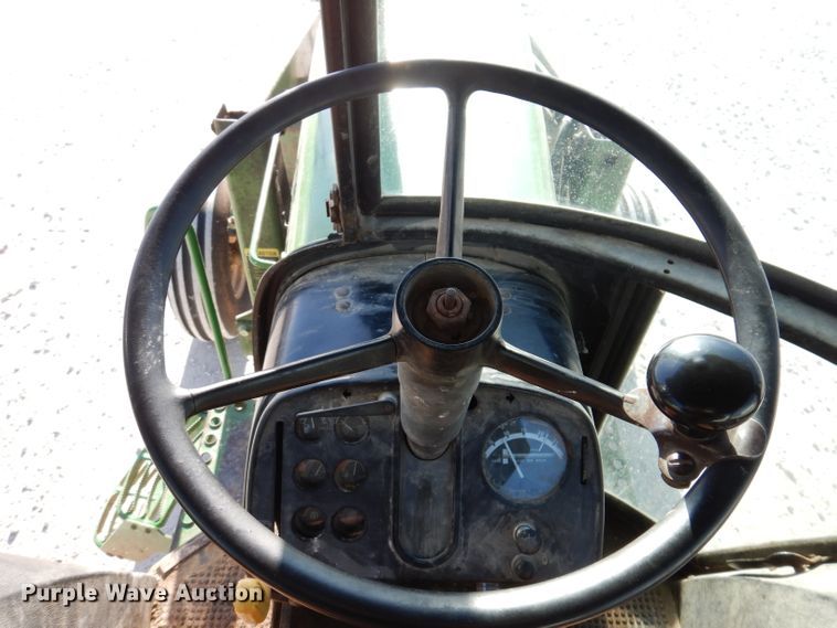 image for item JH9906 1977 John Deere 4430  tractor