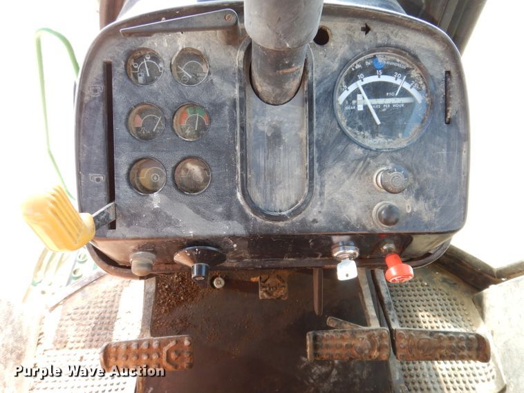 image for item JH9906 1977 John Deere 4430  tractor