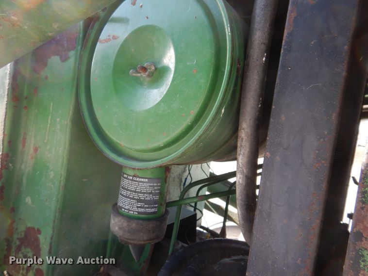 image for item JH9906 1977 John Deere 4430  tractor