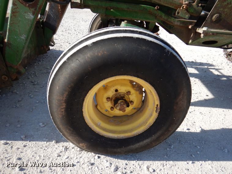 image for item JH9906 1977 John Deere 4430  tractor