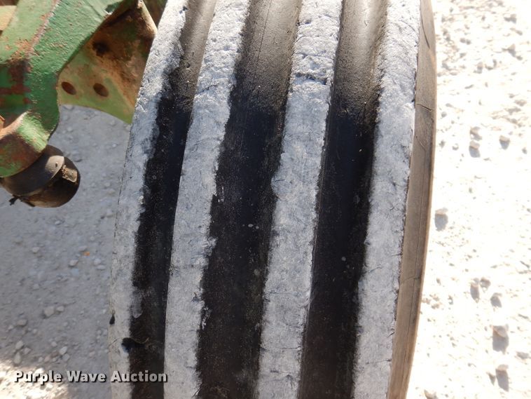 image for item JH9906 1977 John Deere 4430  tractor