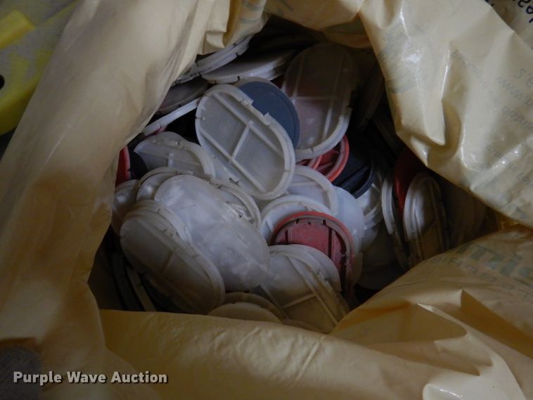 image for item JH9913 2008 Wilson PSGN-9332T  livestock trailer