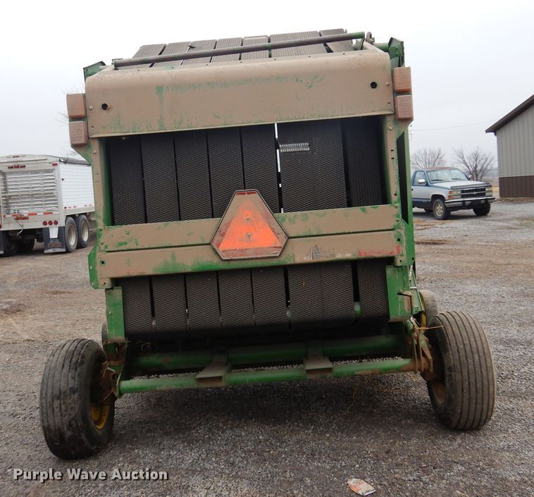 image for item JJ9746 John Deere 557  round baler
