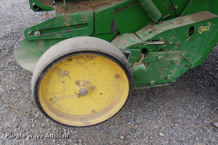 image for item JJ9746 John Deere 557  round baler
