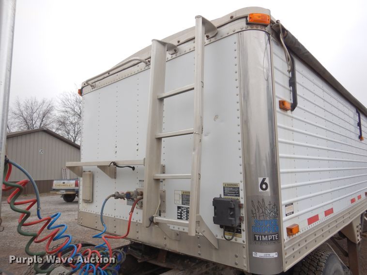 image for item JJ9748 2009 Timpte Super Hopper  grain trailer