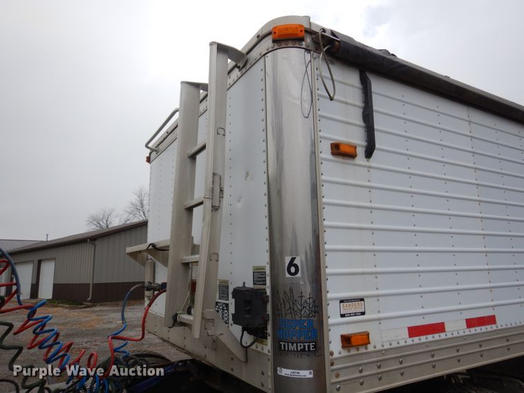 image for item JJ9748 2009 Timpte Super Hopper  grain trailer