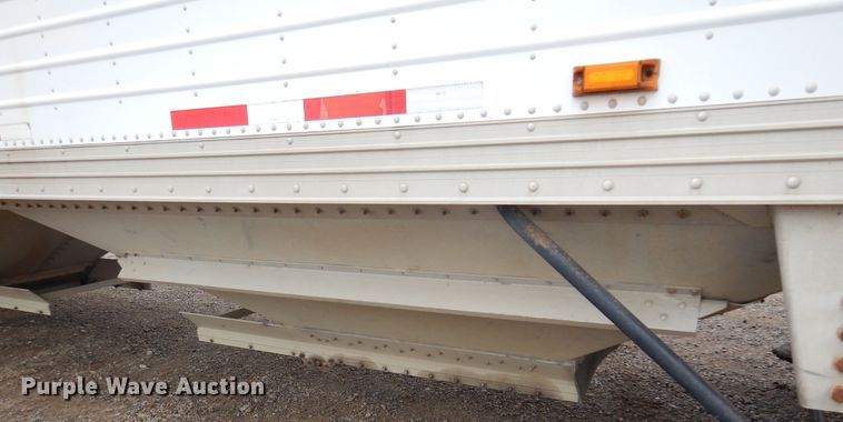 image for item JJ9748 2009 Timpte Super Hopper  grain trailer