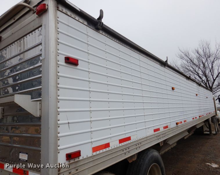 image for item JJ9748 2009 Timpte Super Hopper  grain trailer