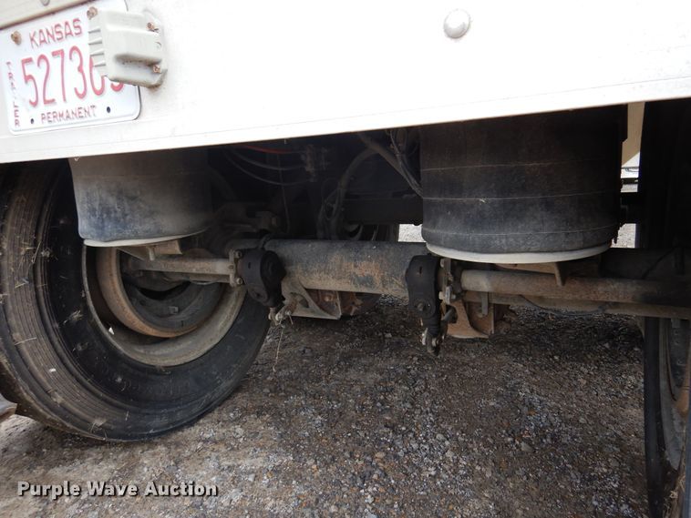 image for item JJ9748 2009 Timpte Super Hopper  grain trailer