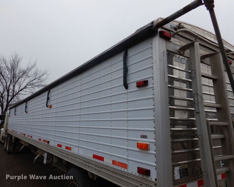 image for item JJ9748 2009 Timpte Super Hopper  grain trailer