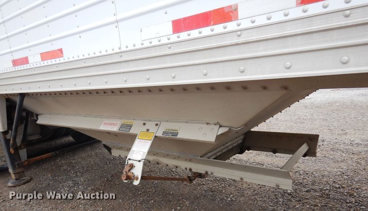 image for item JJ9748 2009 Timpte Super Hopper  grain trailer