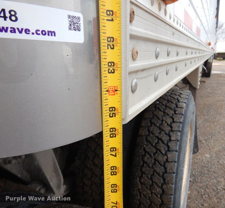 image for item JJ9748 2009 Timpte Super Hopper  grain trailer