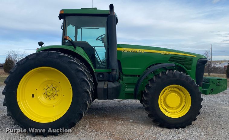 image for item JN9140 2005 John Deere 8320  MFWD tractor