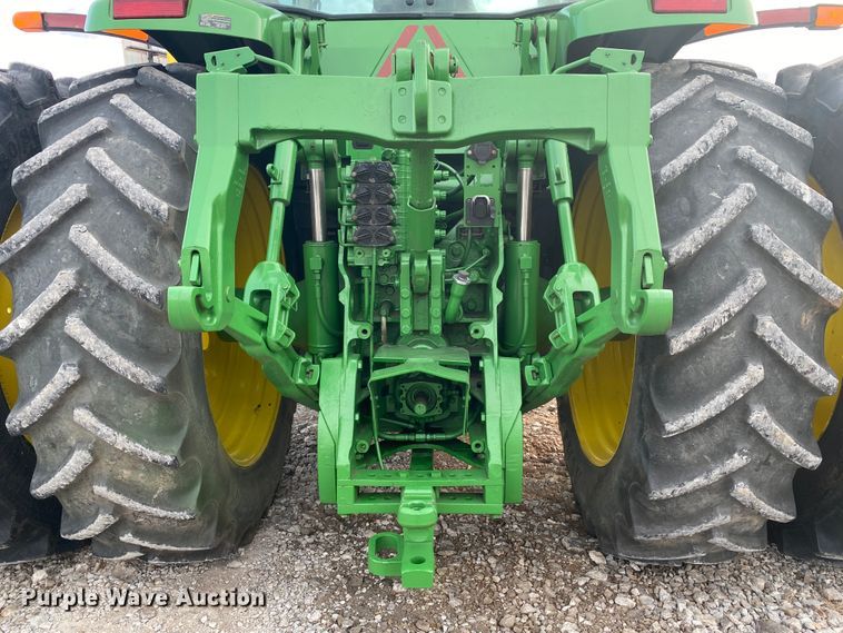 image for item JN9140 2005 John Deere 8320  MFWD tractor