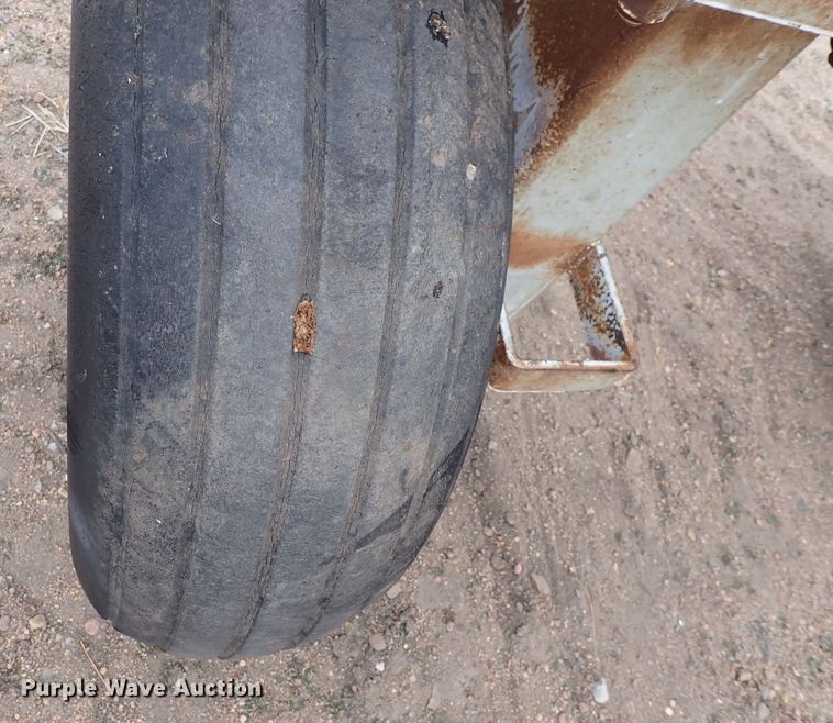 image for item JT9980 Clark  tank trailer