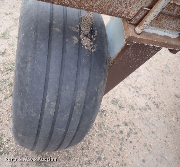 image for item JT9980 Clark  tank trailer