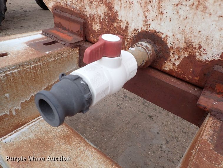 image for item JT9980 Clark  tank trailer