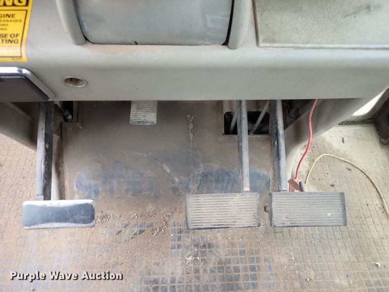 image for item JT9981 Case IH 2394  tractor