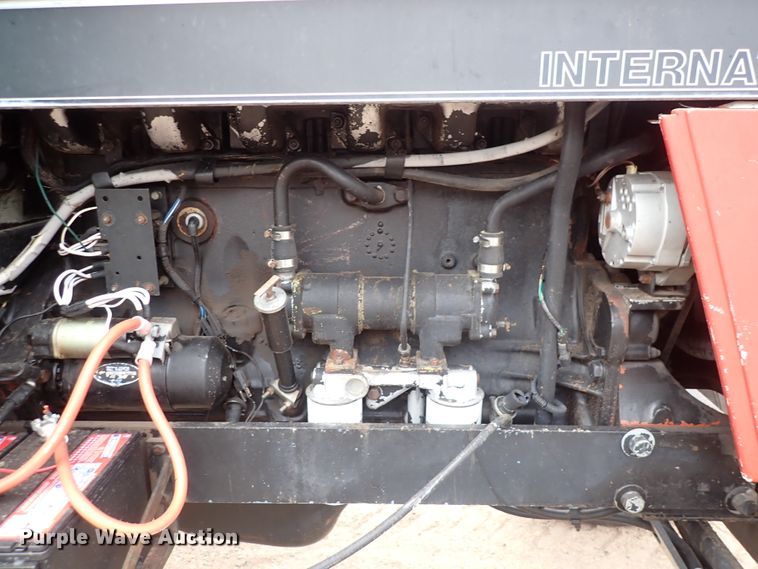 image for item JT9981 Case IH 2394  tractor