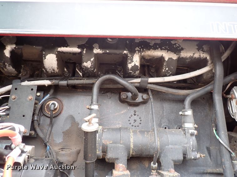 image for item JT9981 Case IH 2394  tractor