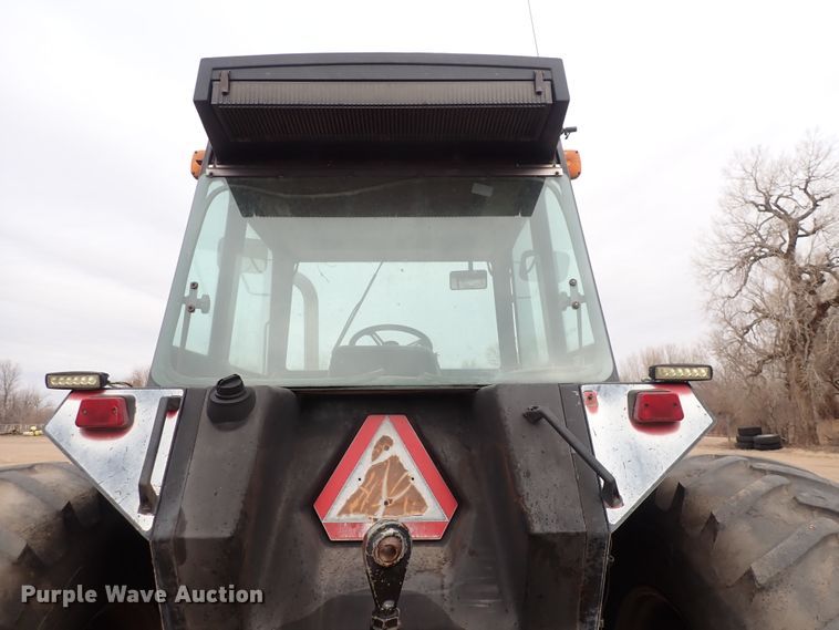 image for item JT9981 Case IH 2394  tractor