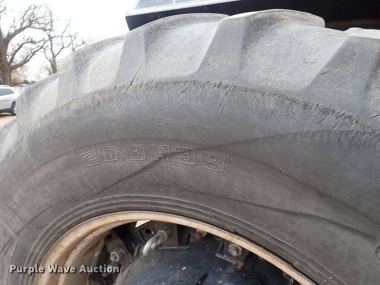 image for item JT9981 Case IH 2394  tractor