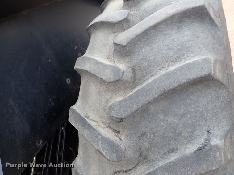 image for item JT9981 Case IH 2394  tractor