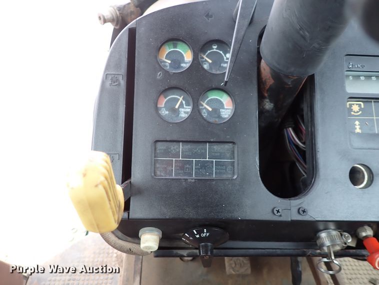 image for item JT9982 1984 John Deere 4850  tractor