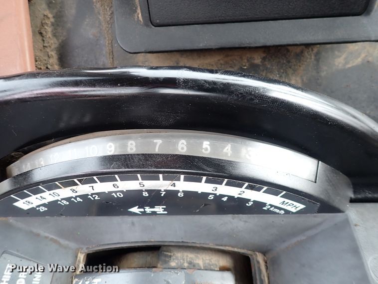 image for item JT9982 1984 John Deere 4850  tractor