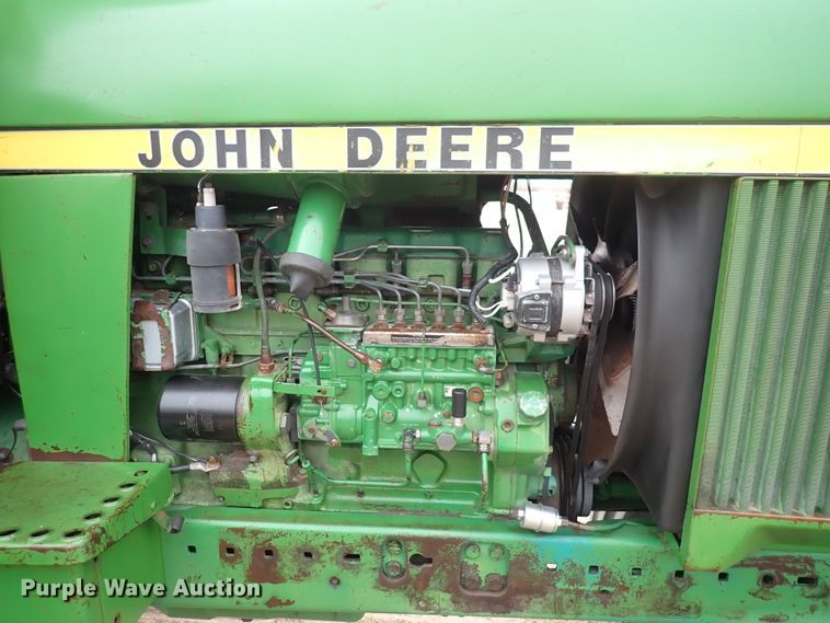 image for item JT9982 1984 John Deere 4850  tractor