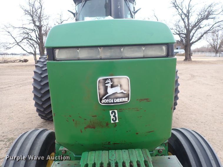 image for item JT9982 1984 John Deere 4850  tractor
