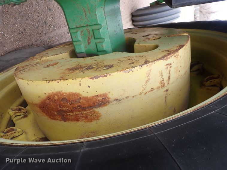 image for item JT9982 1984 John Deere 4850  tractor