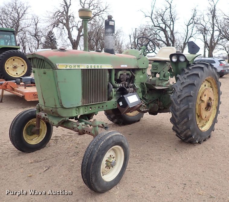 image for item JT9984 1964 John Deere 3020  tractor