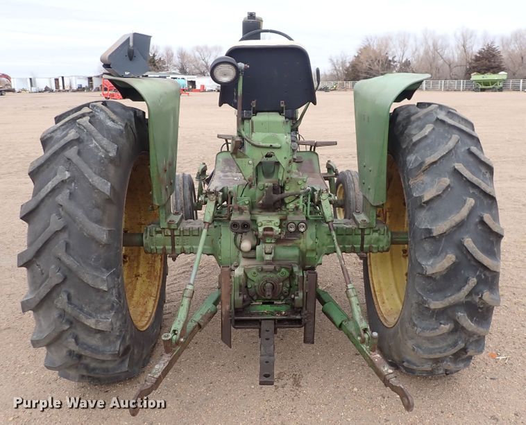 image for item JT9984 1964 John Deere 3020  tractor