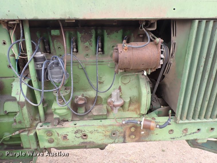 image for item JT9984 1964 John Deere 3020  tractor