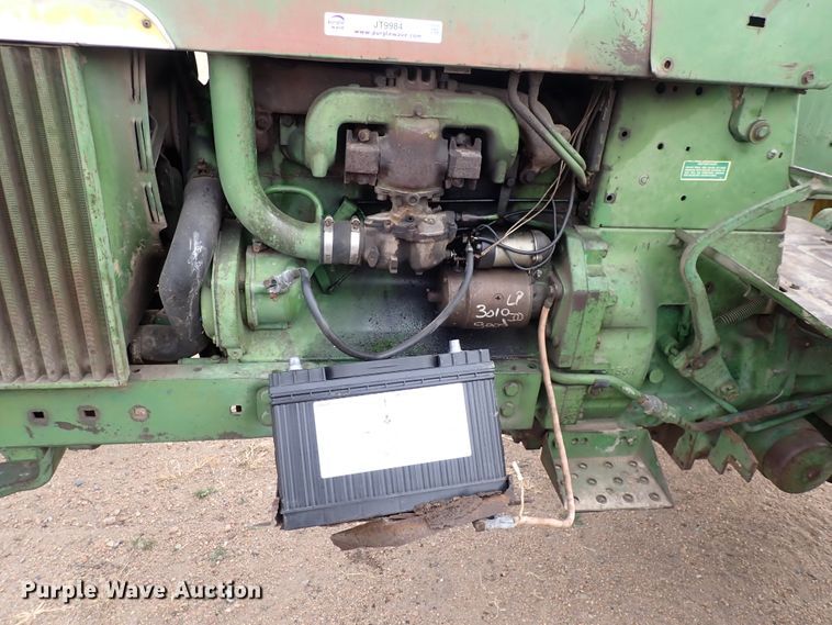 image for item JT9984 1964 John Deere 3020  tractor
