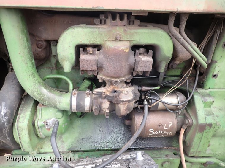 image for item JT9984 1964 John Deere 3020  tractor