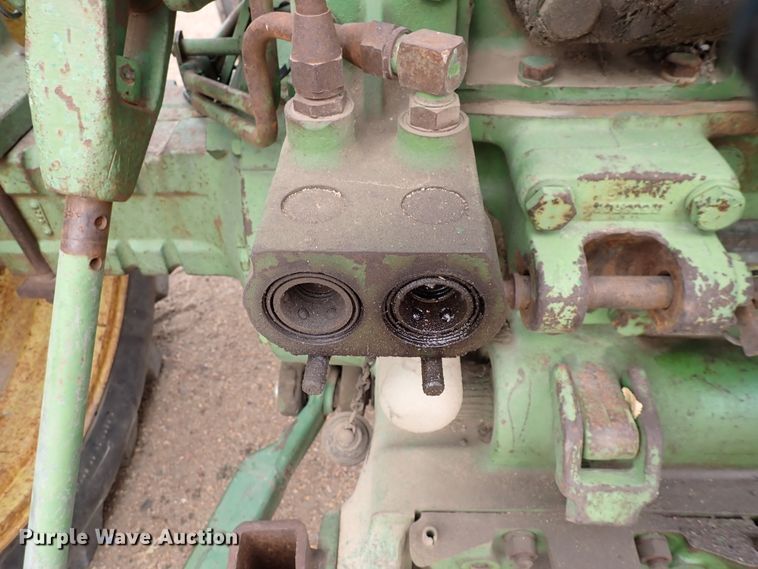 image for item JT9984 1964 John Deere 3020  tractor