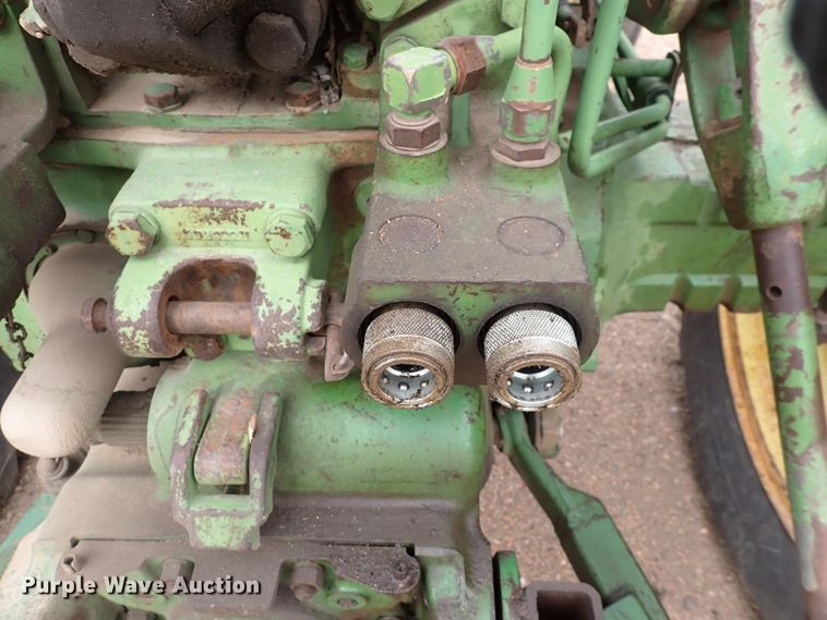 image for item JT9984 1964 John Deere 3020  tractor