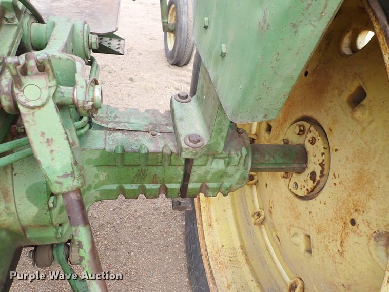 image for item JT9984 1964 John Deere 3020  tractor
